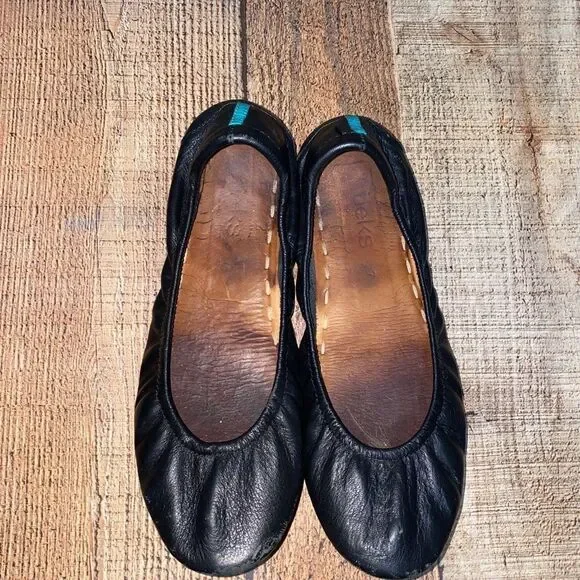 Matte black tieks